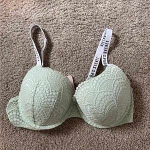 Victoria's Secret Mint Lace Bra